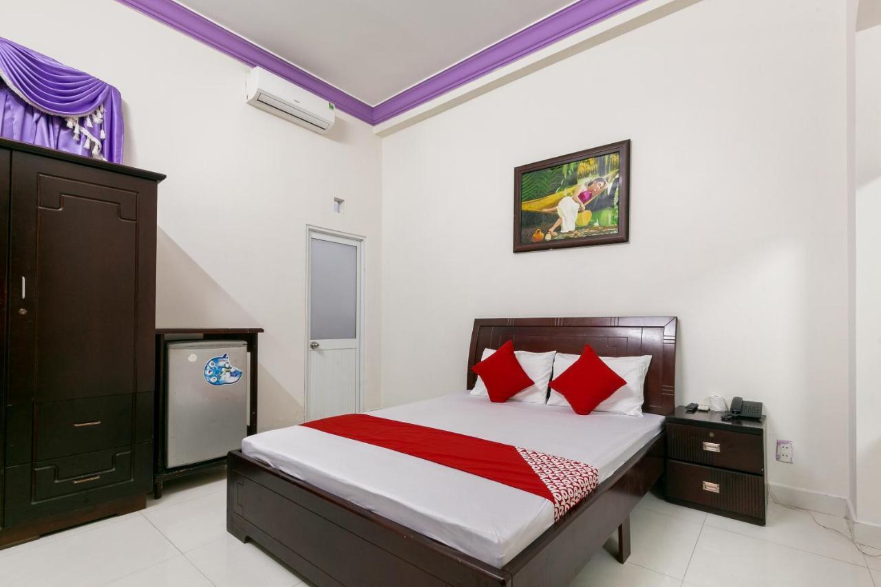 Oyo 486 Nhat Nhat Hotel Ho Chi Minh-stad Buitenkant foto