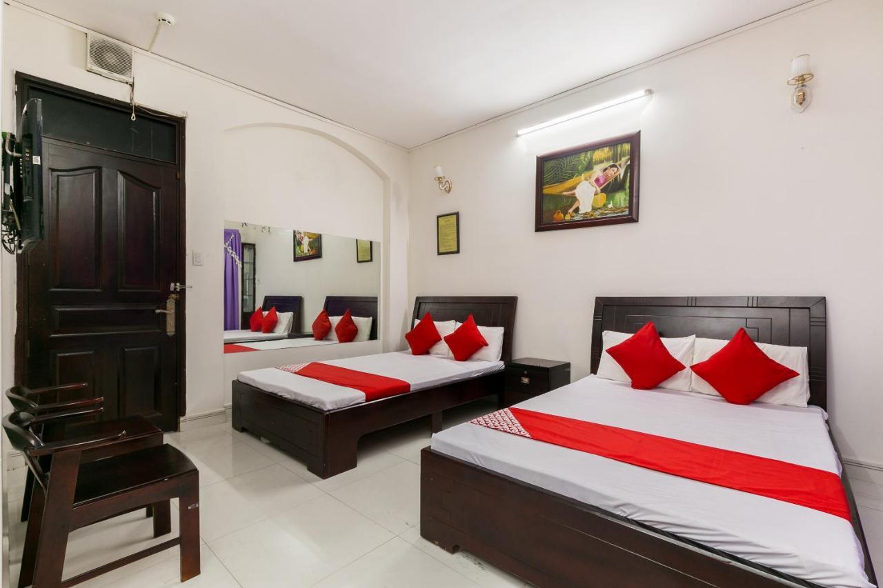 Oyo 486 Nhat Nhat Hotel Ho Chi Minh-stad Buitenkant foto